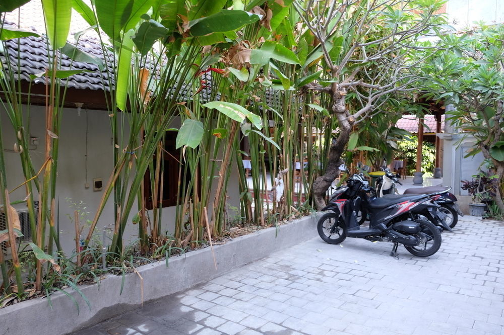 Palm Garden Kuta Hotel Kuta Lombok Eksteriør billede