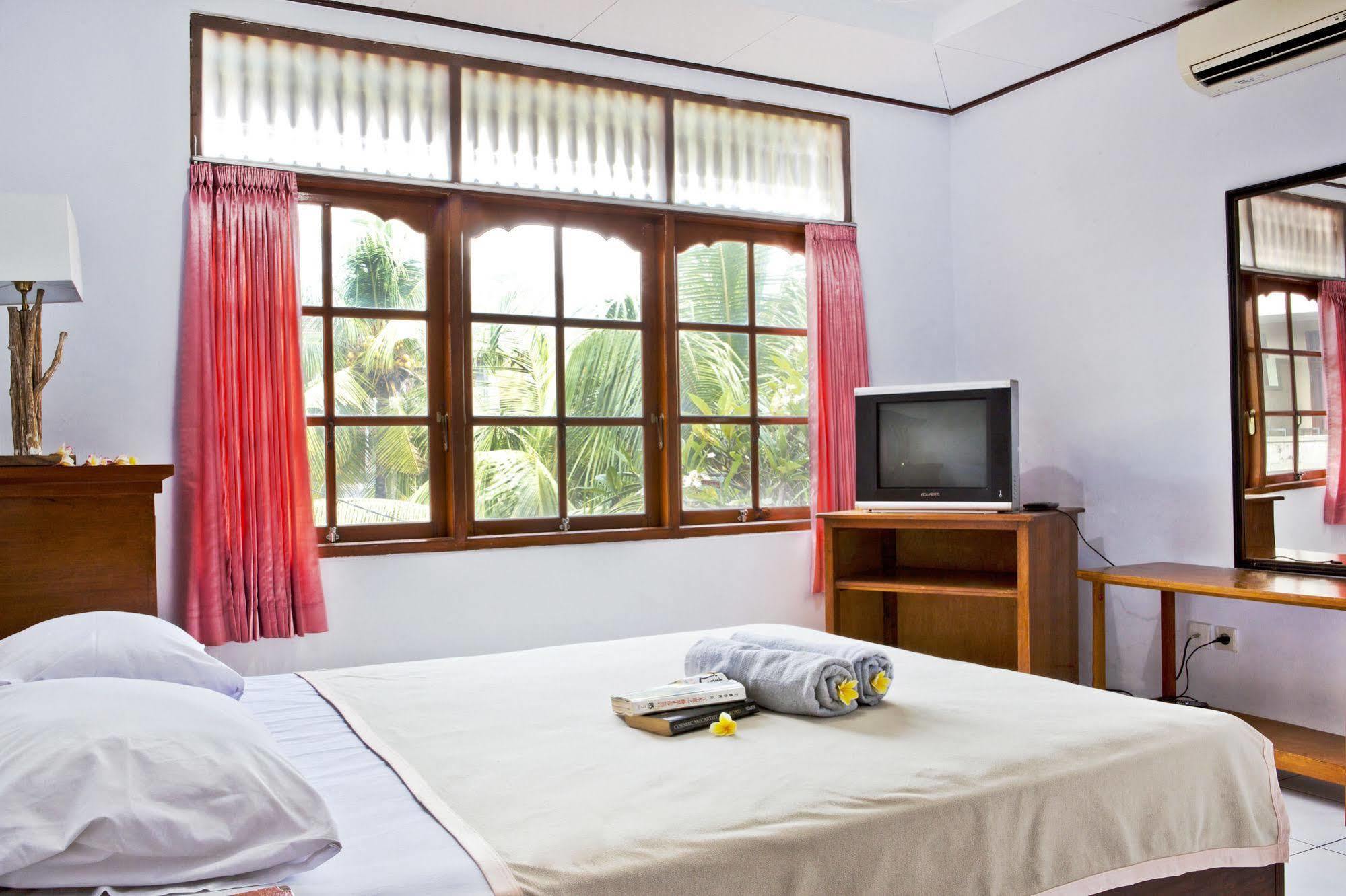 Palm Garden Kuta Hotel Kuta Lombok Eksteriør billede
